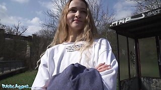 Erik Everhard and Ivi Rein's outside porn by Public Agent