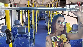 I Got Fucked on Public Transport and He Cummed on Me and Left My Ass Creamy