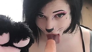 Webcam brunette solo masturbation