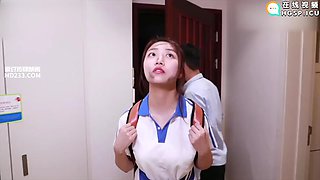 The latest domestic AV plot can pick up a big breasts high school student on the side of the road