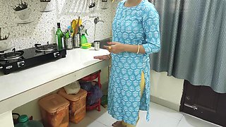 Hindi Sex Story Roleplay - Desi Indian Stepmom Fucked in the Kitchen
