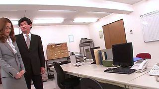 Slim Japanese Teen Secretary seduce to Suck and Facial