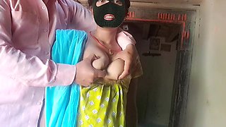 Deluwara Bhabhi Village Hot Girls Sex in Home
