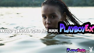 Czech teen Elilith posing naked at beach