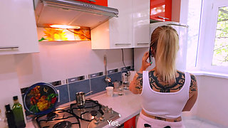 The Unfaithful Wife Calls Her Friend to Go to Her Lovers and Her Husband Hears Everything Squirt Cum Hard Fuck in Kitchen