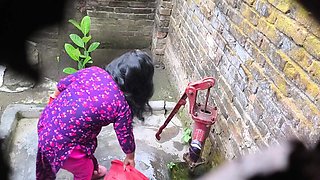I See My Step Aunty and My Step Uncle Taking a Bath