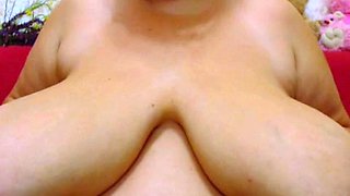 Amateur Big Boobs jerks Big Dick