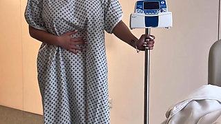 Sara Retall Fucks Residenrt in the Hospital (chris Diamond)