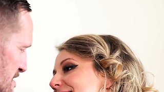 Blonde blowjob adoring skank facialized after hardcore fun