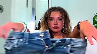 Bougie_Bb Drills Her Ass With A Dildo In Bathroom Onlyfans