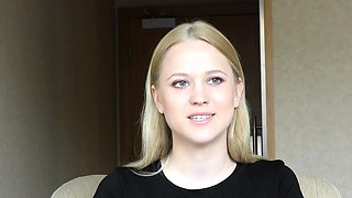 Beautiful amateur blonde banged on casting