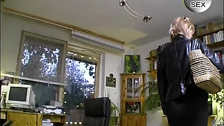 Hot Blonde Babe Fingers Wet Pussy to Shaking Orgasm