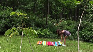 Zoe Bloom Outdoor Pussy rubbing