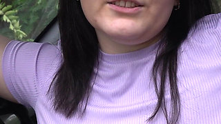 I Show My Boobs in Random Places