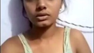 Uber-cute Indian Teenie Naked Vid Call Par Hindi Mms