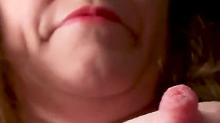 Cute MILF Brie Bently From the Usa Gets Her Nipples Hard and Rubs Her Clit Lying on the Floor