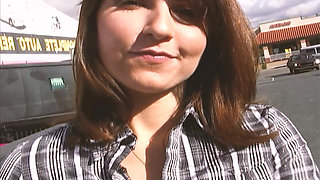 Booty Workoutscene-3 Brunette Slim Booty MILF Enjoys a Big Cock in Her Mouth