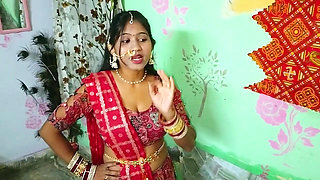 Empty house fun: Shower time with my beautiful