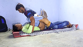 Tamil Indian College Girl Fucking in Class Room with Boyfriend