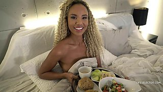 Romy Indys Girl-on-Girl Morning Fuck at Hotel